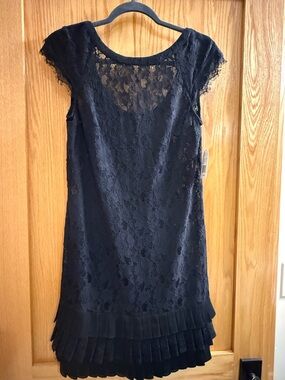 Jessica Simpson Black Lace Pleated Hem, Cap Sleeve Dress